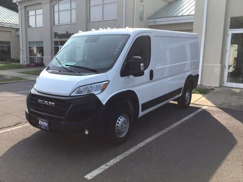 New 2025 RAM ProMaster 1500 w/ Safety Group image 3