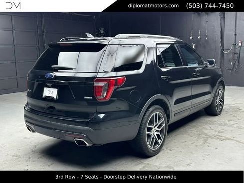 Used 2017 Ford Explorer Sport w/ Equipment Group 401A AWD/4WD image 7