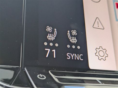 New 2026 Volkswagen Atlas Cross Sport SEL R-Line image 24