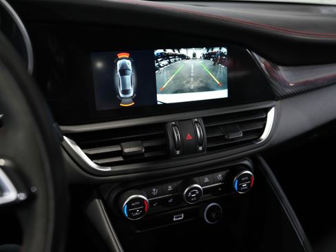 Used 2020 Alfa Romeo Giulia Quadrifoglio w/ Nero Edizione image 47