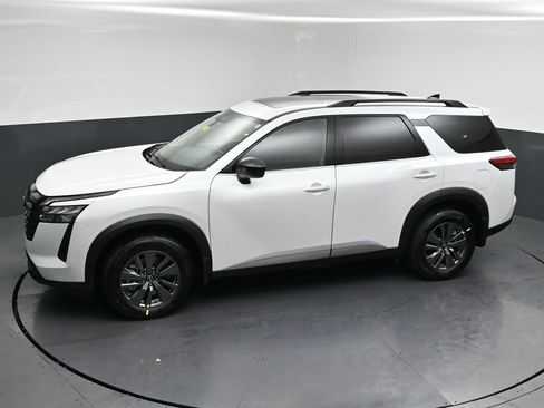 New 2026 Nissan Pathfinder SV AWD/4WD image 28