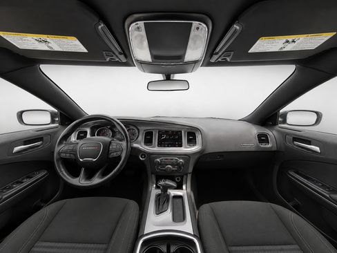 Used 2023 Dodge Charger SXT RWD image 12