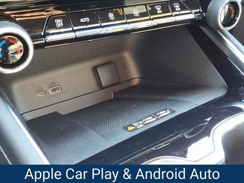 New 2026 Chevrolet Traverse LT w/ Driver Confidence Package image 12