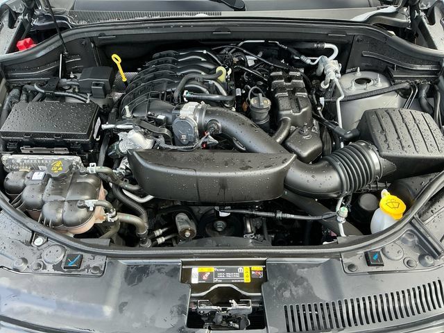 Used 2024 Dodge Durango GT AWD/4WD image 18