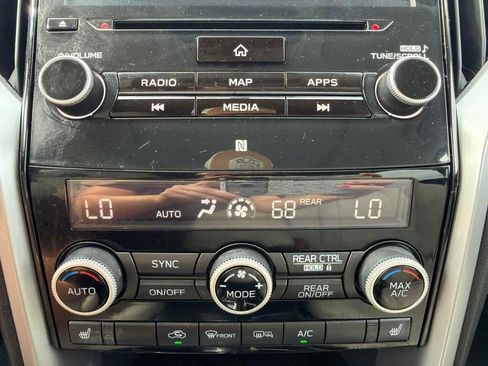 Used 2019 Subaru Ascent Limited AWD/4WD image 41