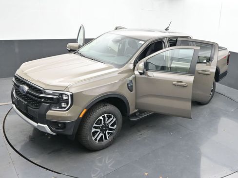 New 2025 Ford Ranger Lariat w/ FX4 Off-Road Package image 59