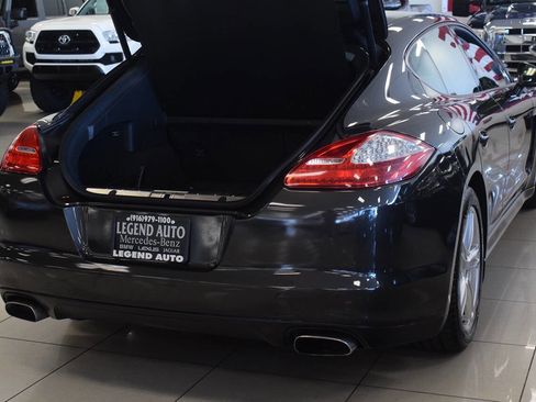 Used 2012 Porsche Panamera 4 image 32