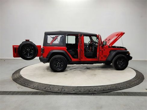 Used 2021 Jeep Wrangler Unlimited Sport image 16