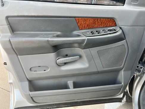 Used 2006 Dodge Ram 2500 Truck SLT w/ Quad Cab Big Horn Value Group image 9