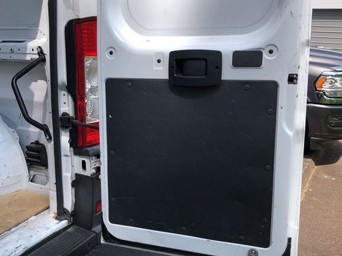 Used 2021 RAM ProMaster 2500 FWD image 7