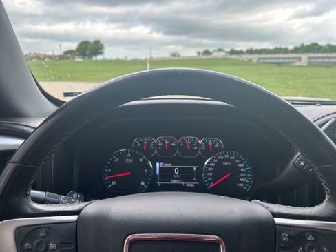 Used 2018 GMC Sierra 1500 SLT w/ SLT Premium Package image 14