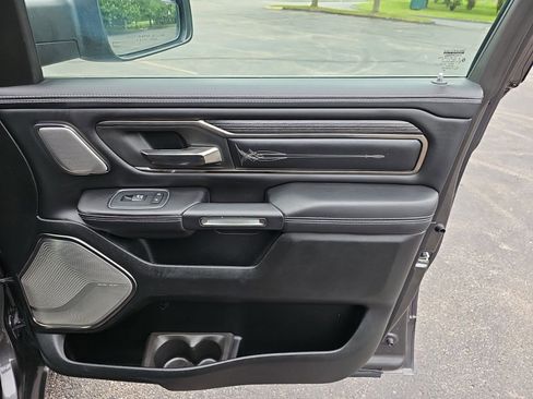 Used 2021 RAM 1500 Limited AWD/4WD image 15