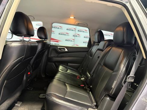 Used 2020 Nissan Pathfinder SL AWD/4WD image 36
