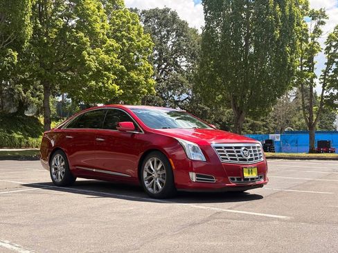 Used 2013 Cadillac XTS Premium AWD/4WD image 7