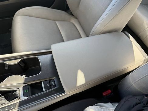 Used 2019 Honda Accord LX image 23