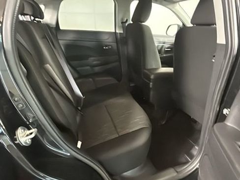 Used 2025 Mitsubishi Outlander Sport AWD image 27