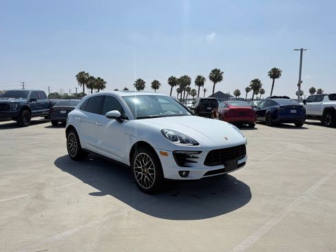 Used 2018 Porsche Macan S w/ Premium Package Plus AWD/4WD image 4