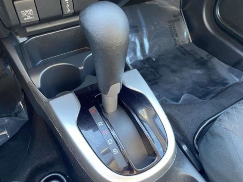 Used 2019 Honda Fit EX image 22