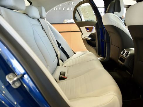 Used 2024 Mercedes-Benz C 300 4MATIC Sedan image 22