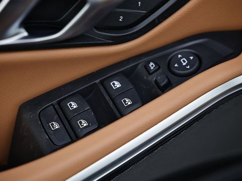 New 2026 BMW 330i Sedan w/ Premium Package image 17