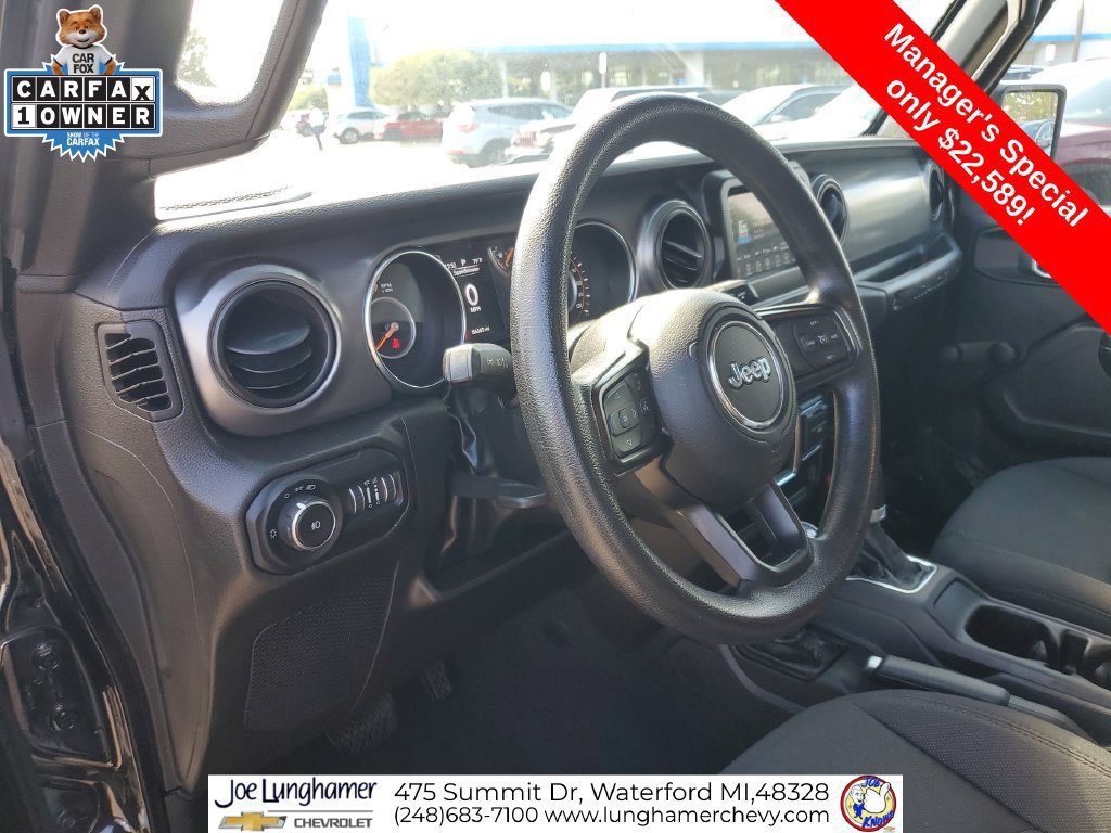 Used 2022 Jeep Wrangler Unlimited Sport AWD/4WD image 12