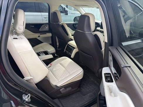 Used 2020 Lincoln Aviator Black Label w/ Dynamic Handling Package image 6