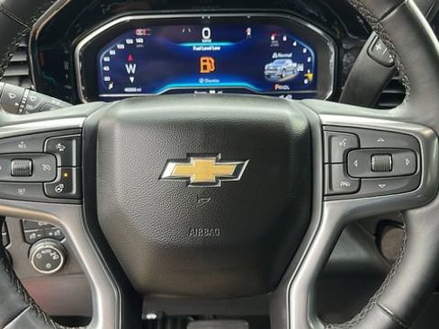 Used 2024 Chevrolet Silverado 1500 LT AWD/4WD image 11