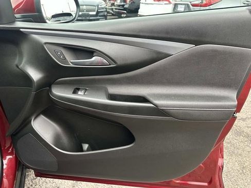 Used 2024 Buick Envista Preferred w/ Convenience I Package image 8