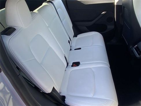 Used 2023 Tesla Model Y Long Range image 14
