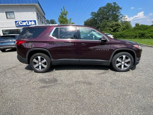 Used 2018 Chevrolet Traverse LT AWD/4WD image 8
