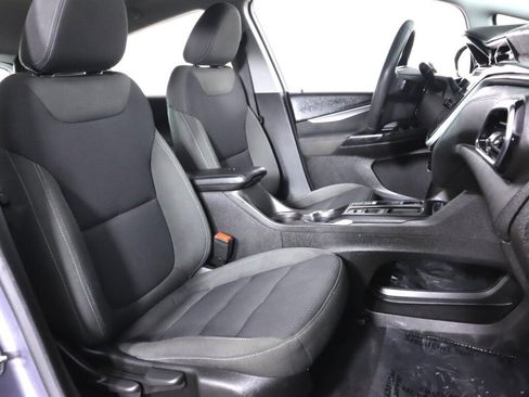 Used 2023 Chevrolet Bolt LT FWD image 36