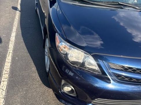 Used 2013 Toyota Corolla S w/ Premium Pkg FWD image 3