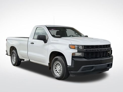 Used 2019 Chevrolet Silverado 1500 W/T w/ Trailering Package image 3
