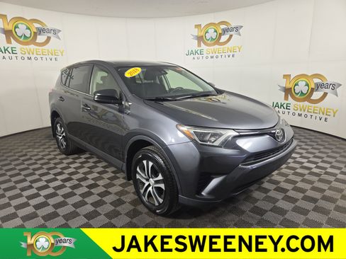 Used 2018 Toyota RAV4 LE w/ All Weather Liner Package image 1