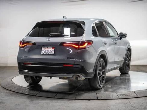 Used 2023 Honda HR-V Sport image 4