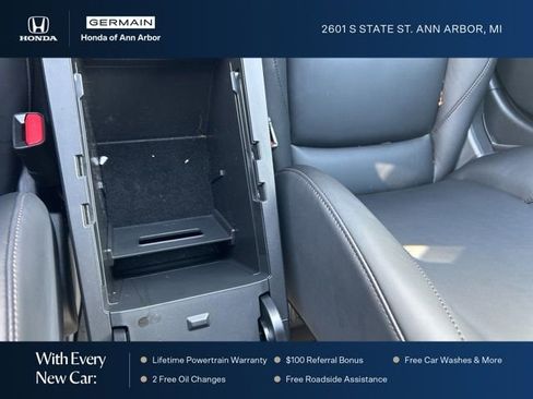 Used 2024 MAZDA MAZDA3 s image 26