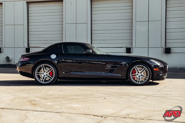 Used 2012 Mercedes-Benz SLS AMG Coupe image 15