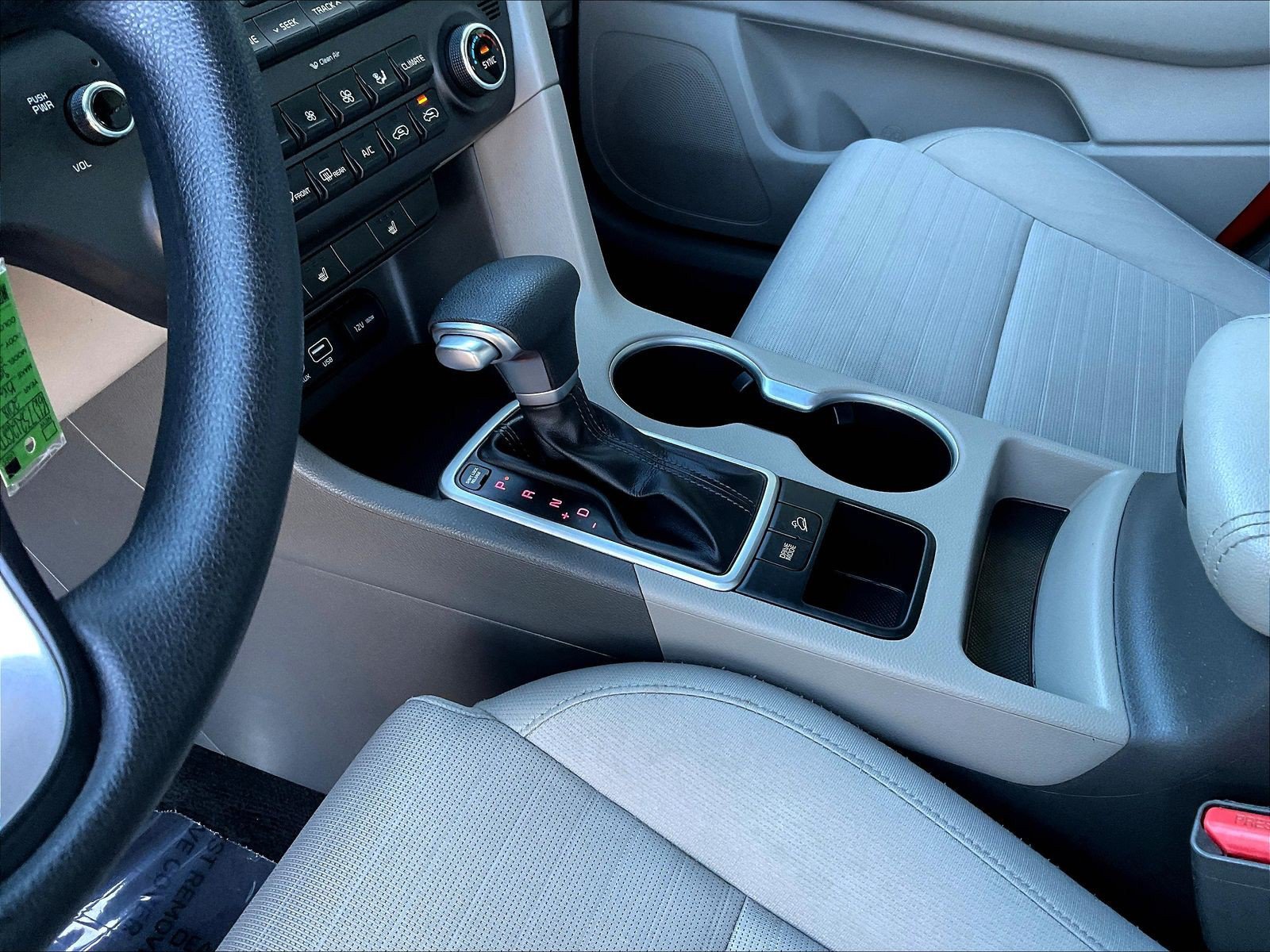 Used 2018 Kia Sportage LX w/ LX Technology Package FWD image 18