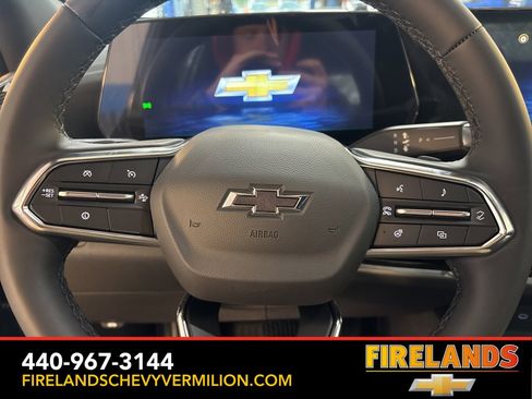 New 2026 Chevrolet Equinox LT w/ Convenience Package II image 3