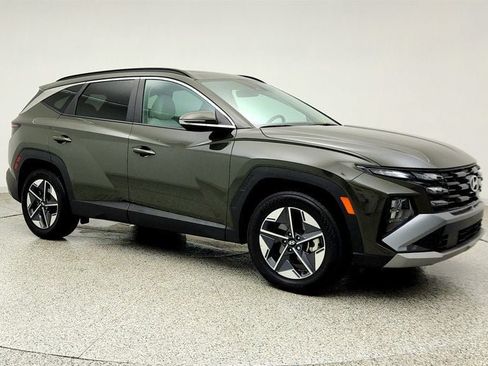 Used 2025 Hyundai Tucson SEL FWD image 3