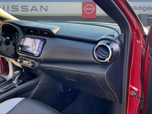 Used 2023 Nissan Kicks SR w/ SR Premium Package FWD image 26