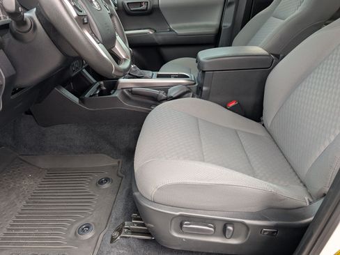 Used 2023 Toyota Tacoma SR5 w/ Technology Package RWD image 14
