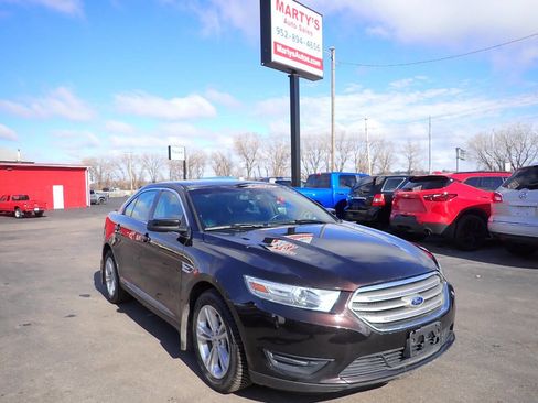 Used 2013 Ford Taurus SEL image 1