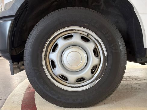 Used 2019 Ford F150 XL w/ Equipment Group 101A Mid RWD image 12