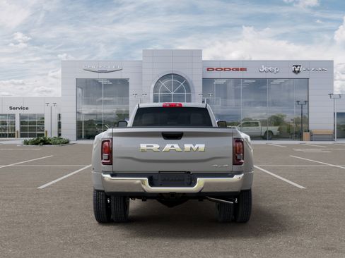 New 2026 RAM 3500 Tradesman AWD/4WD image 35