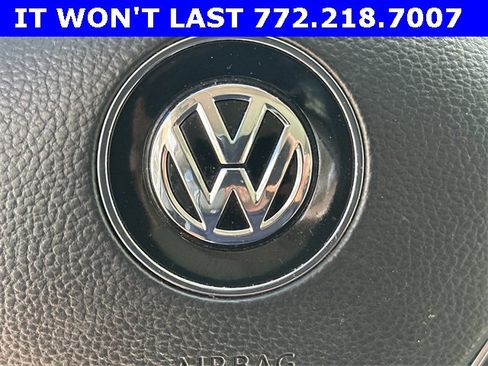 Certified 2021 Volkswagen Tiguan SEL image 49