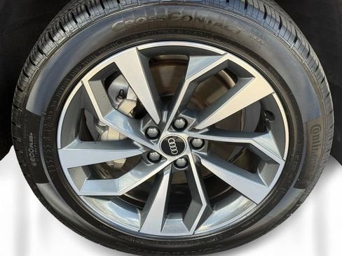 Used 2023 Audi Q5 2.0T Premium Plus AWD/4WD image 12