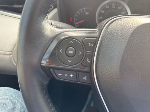 Used 2022 Toyota Corolla Cross LE FWD image 23