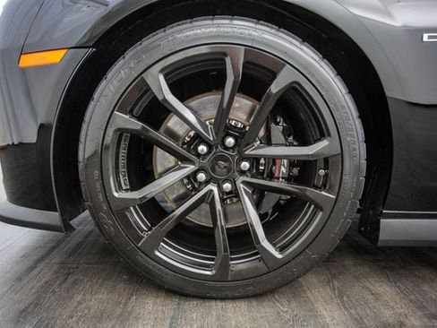 Used 2014 Chevrolet Camaro ZL1 RWD image 40