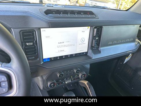 New 2025 Ford Bronco Badlands image 27